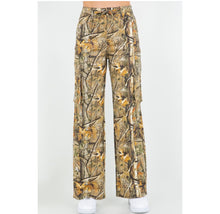 Load image into Gallery viewer, Tree Camo Wide Leg Cargo Pants
